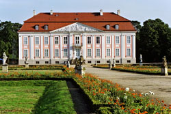 schloss_friedrichsfelde.jpg